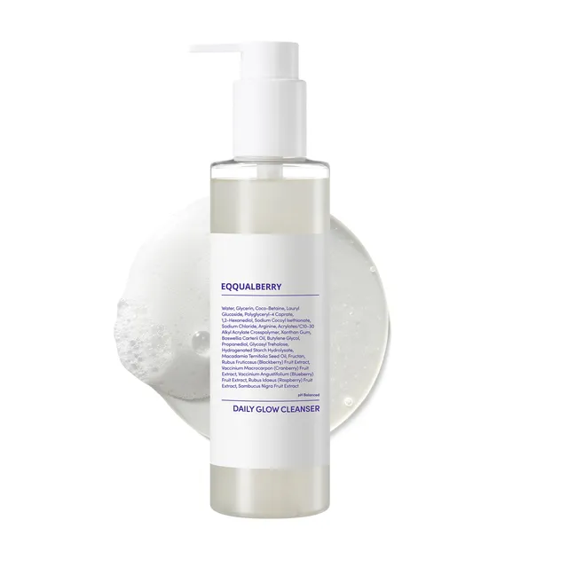 EQQUALBERRY Daily Glow Cleanser – 210ml - Image 3