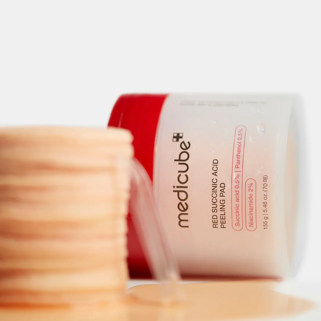 MEDICUBE Red Succinic Acid Peeling Pad – 155g - Image 2